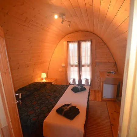 Holz Igloo Mit Privat Garten Campingplatz Manerba del Garda