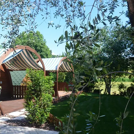 Holz Igloo Mit Privat Garten Campingplatz