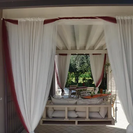 キャンプ場 Holz Igloo Mit Privat Garten