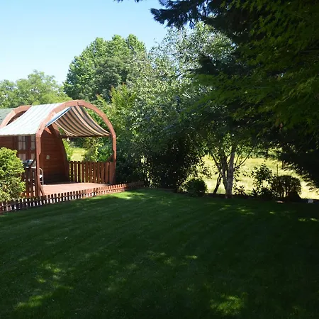 Holz Igloo Mit Privat Garten * マネルバ・デル・ガルダ
