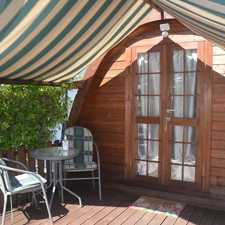 Holz Igloo Mit Privat Garten *